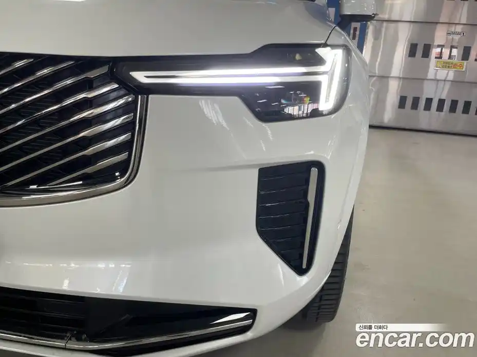 Volvo XC90 2025 2.0 автомат (гидро), фото 20