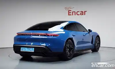 Porsche Taycan, 2022, 14 611 км