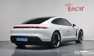 Porsche Taycan 2022 0.2 автомат (гидро), миниатюра 2