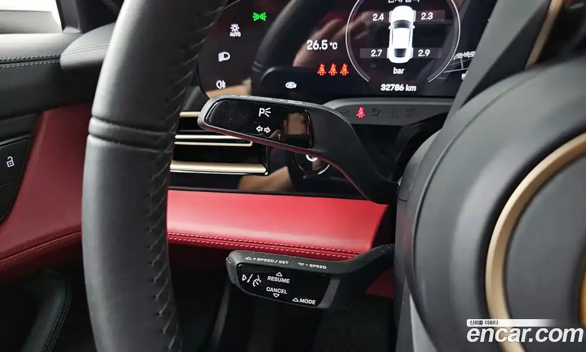Porsche Taycan 2022 0.2 автомат (гидро), фото 30