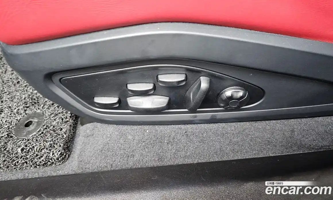 Porsche Taycan 2022 0.2 автомат (гидро), фото 31