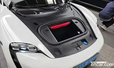 Porsche Taycan 2022 0.2 автомат (гидро), миниатюра 6