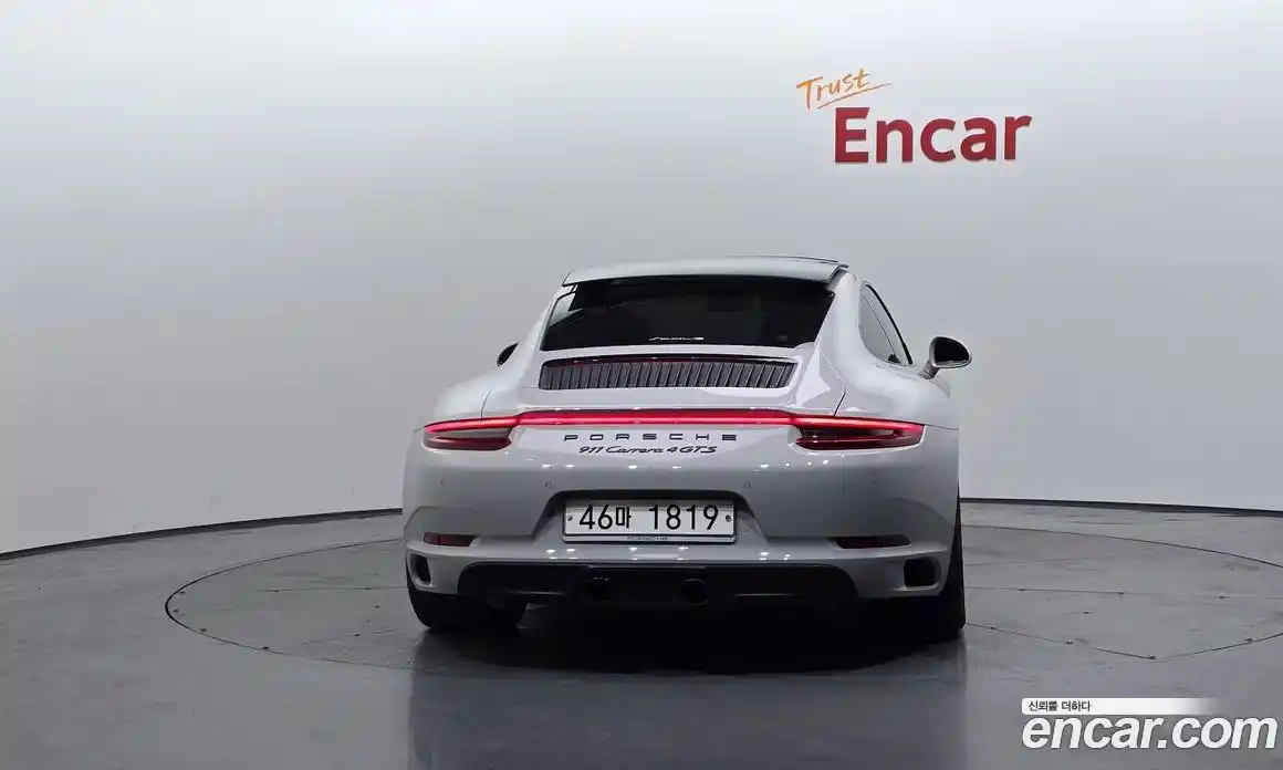 Porsche 911 2019 3.0 автомат (гидро), фото 4