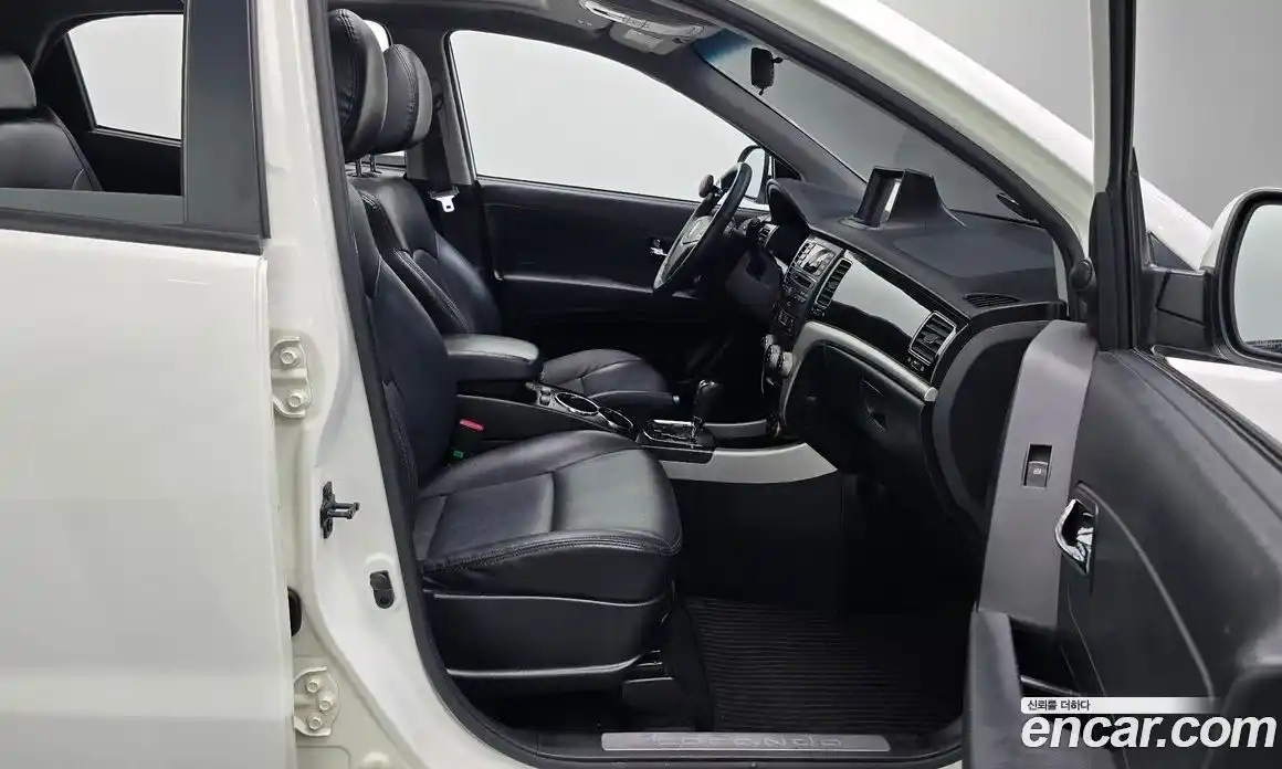 SsangYong Korando 2012 2.0 автомат (гидро), фото 11
