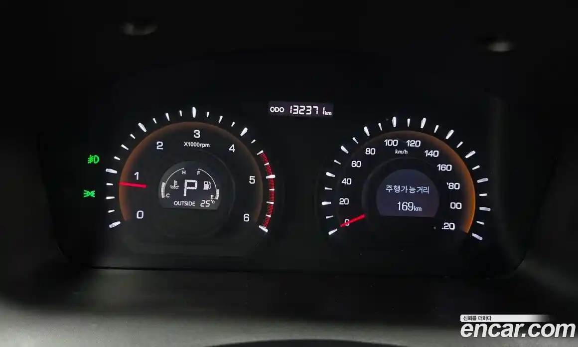 SsangYong Korando 2012 2.0 автомат (гидро), фото 8