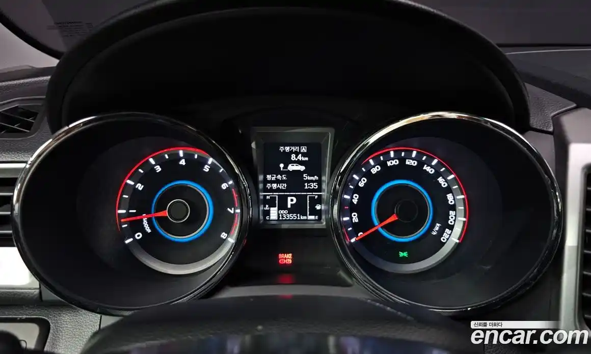 SsangYong TIBOLI 2015 1.6 автомат (гидро), фото 11