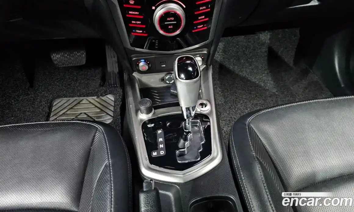 SsangYong TIBOLI 2015 1.6 автомат (гидро), фото 12