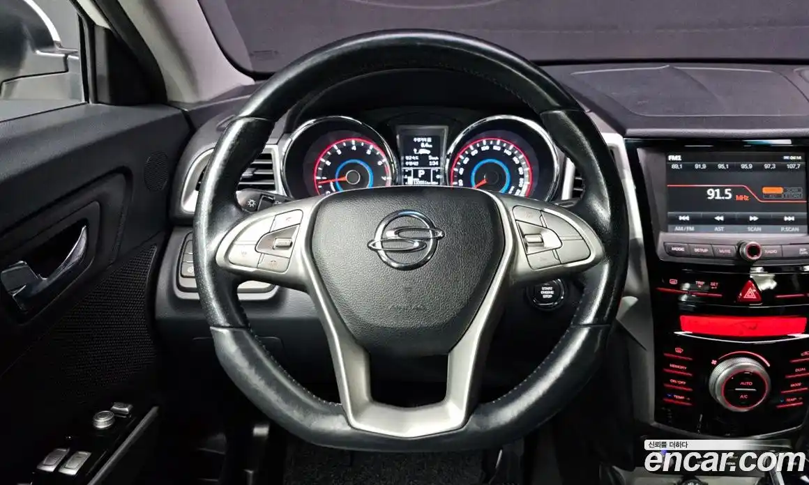 SsangYong TIBOLI 2015 1.6 автомат (гидро), фото 19
