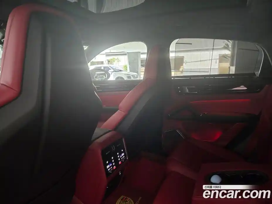 Porsche Cayenne 2021 3.0 автомат (гидро), фото 7