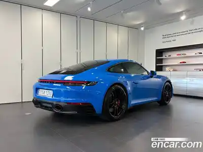 Porsche 911 2022 3.0 автомат (гидро), миниатюра 2