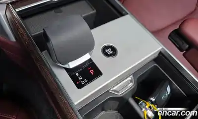 Land Rover Range Rover 2025 3.0 автомат (гидро), миниатюра 9