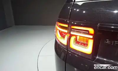 Land Rover Discovery Sport 2025 2.0 автомат (гидро), миниатюра 9