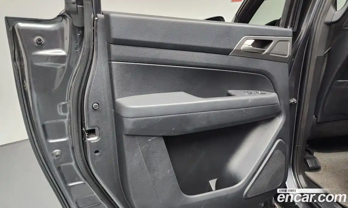 SsangYong Rexton 2019 2.2 автомат (гидро), фото 15