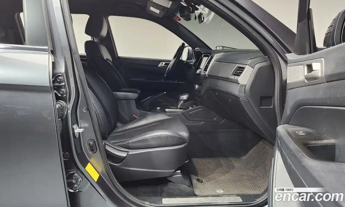 SsangYong Rexton 2019 2.2 автомат (гидро), фото 17