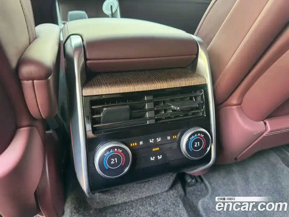 Land Rover Range Rover 2025 3.0 автомат (гидро), фото 13