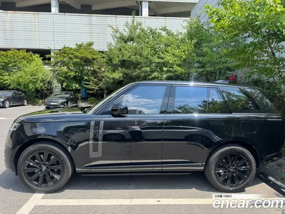 Land Rover Range Rover 2025 3.0 автомат (гидро), фото 3