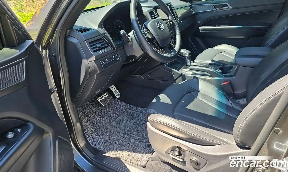 SsangYong Rexton 2022 2.2 автомат (гидро), фото 13