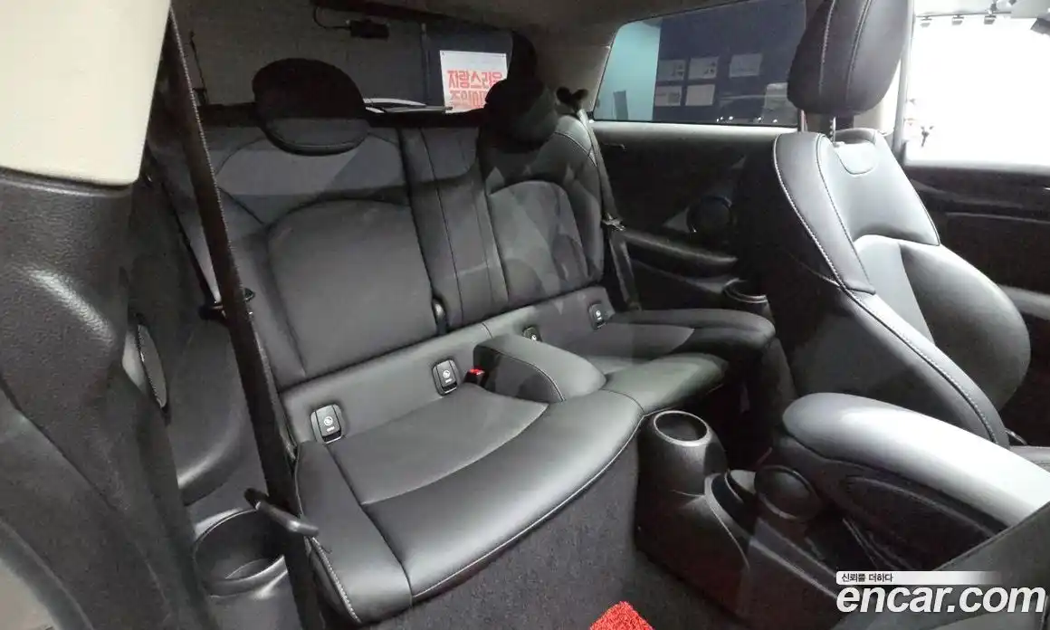 Mini Cooper 2022 2.0 автомат (гидро), фото 17