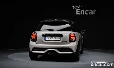 Mini Cooper 2022 2.0 автомат (гидро), миниатюра 4