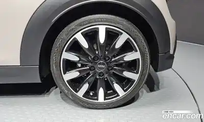 Mini Cooper 2022 2.0 автомат (гидро), миниатюра 7
