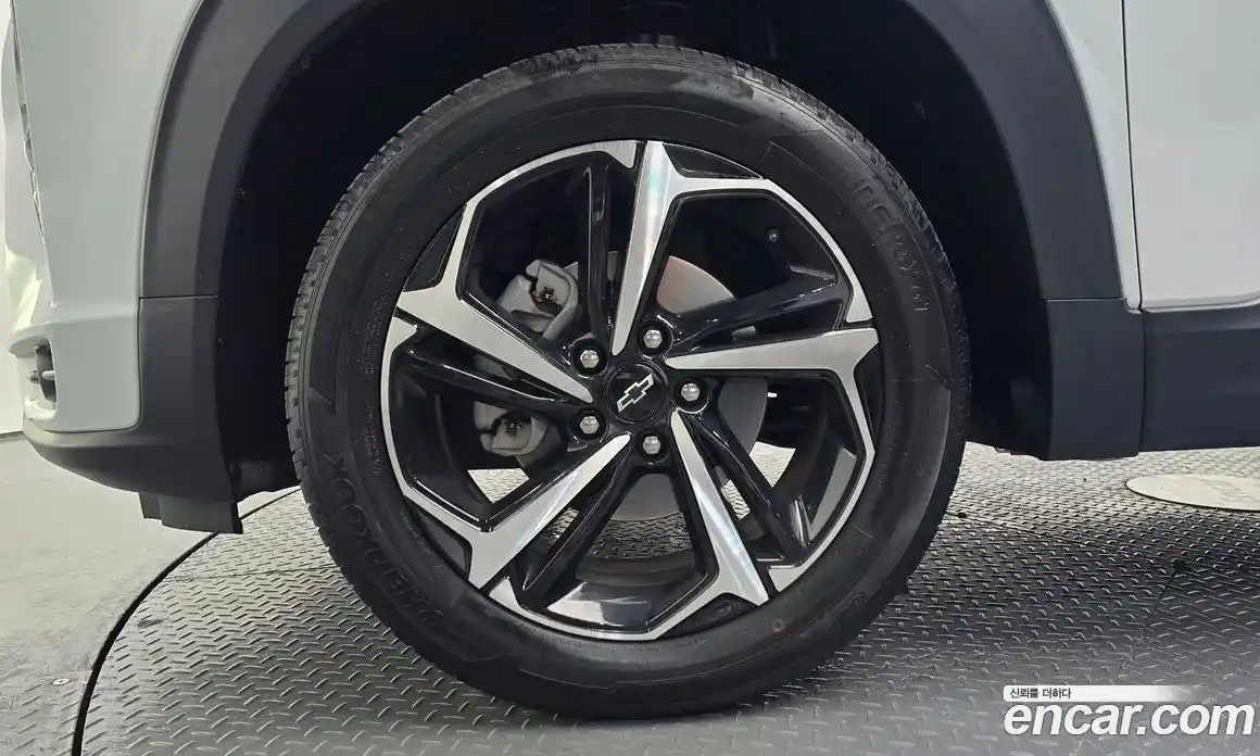 Chevrolet TrailBlazer 2022 1.3 автомат (гидро), фото 5