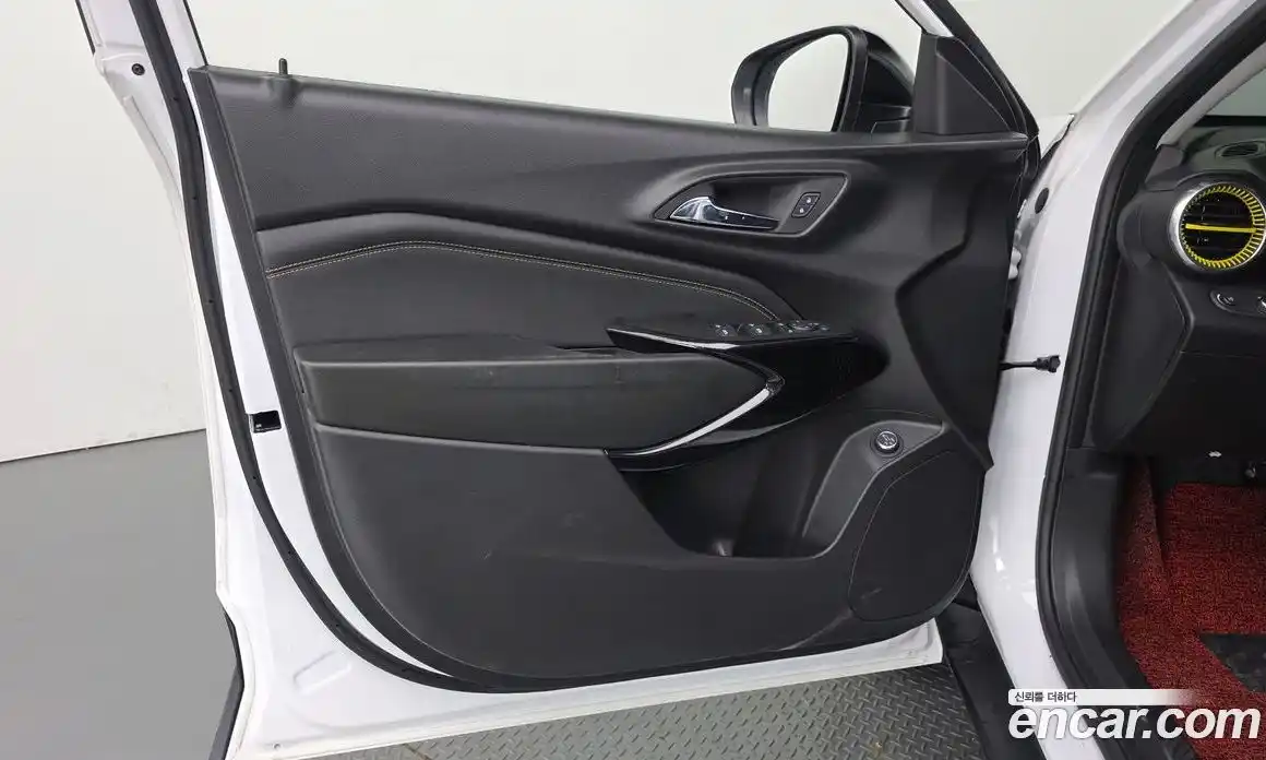 Chevrolet Trax 2023 1.2 автомат (гидро), фото 14