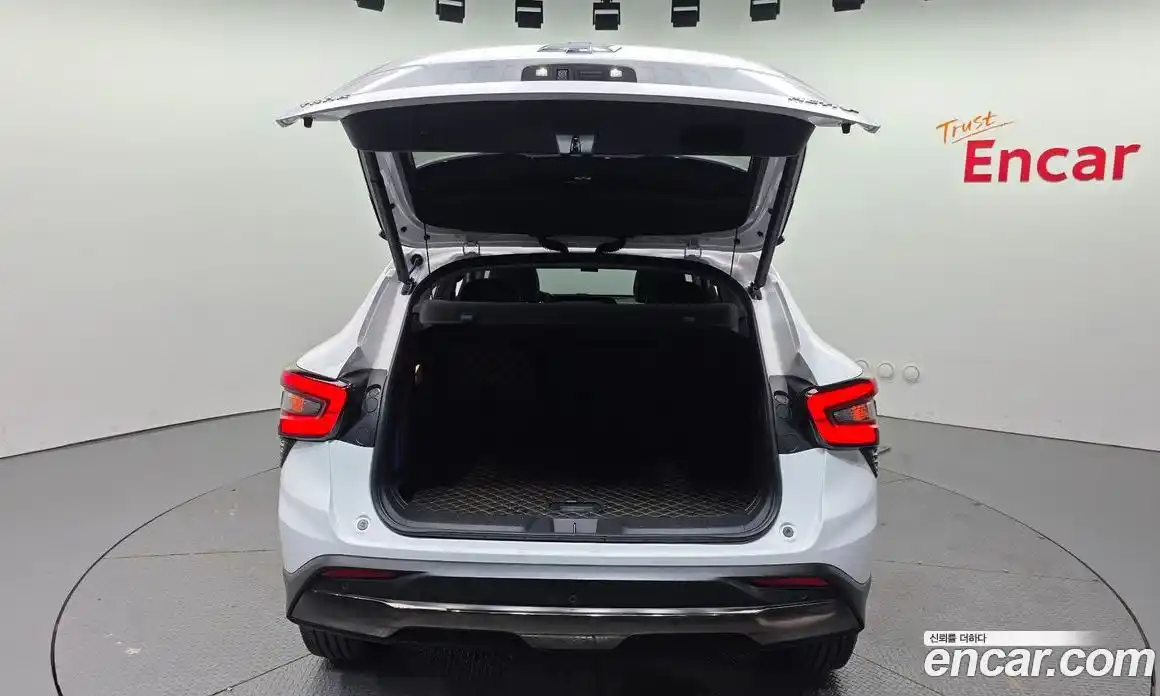 Chevrolet Trax 2023 1.2 автомат (гидро), фото 25