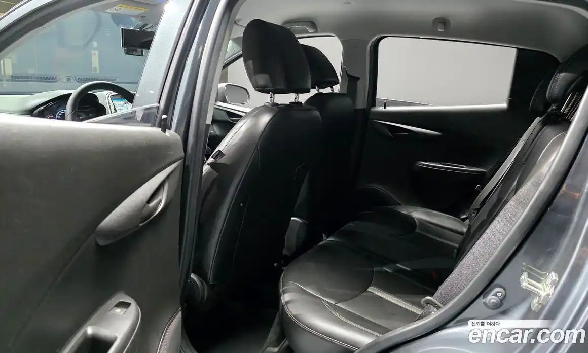 Chevrolet Spark 2018 1.0 автомат (гидро), фото 12