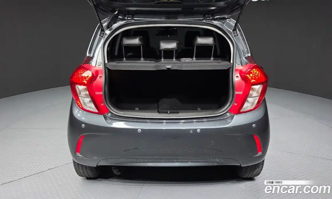 Chevrolet Spark 2018 1.0 автомат (гидро), фото 20