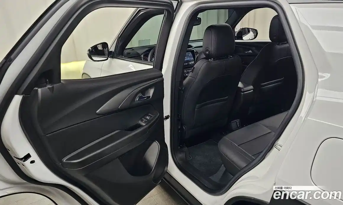 Chevrolet TrailBlazer 2022 1.3 автомат (гидро), фото 27
