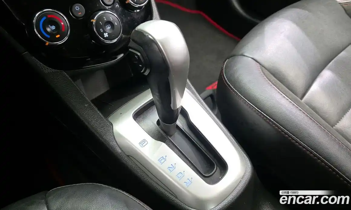 Chevrolet Aveo 2016 1.4 автомат (гидро), фото 12