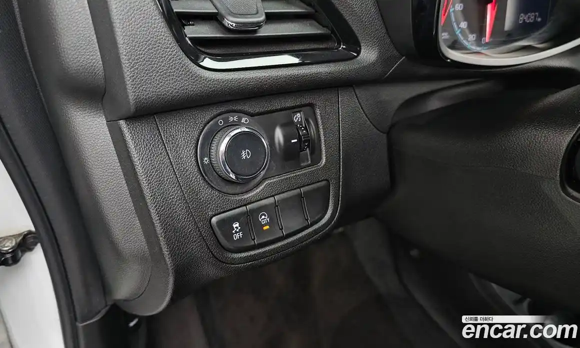 Chevrolet Spark 2015 1.0 автомат (гидро), фото 25