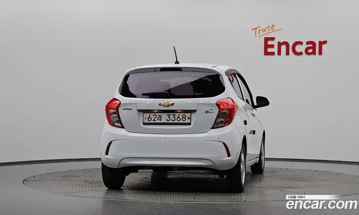 Chevrolet Spark 2015 1.0 автомат (гидро), фото 3