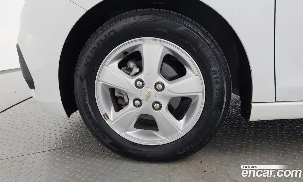 Chevrolet Spark 2015 1.0 автомат (гидро), фото 4