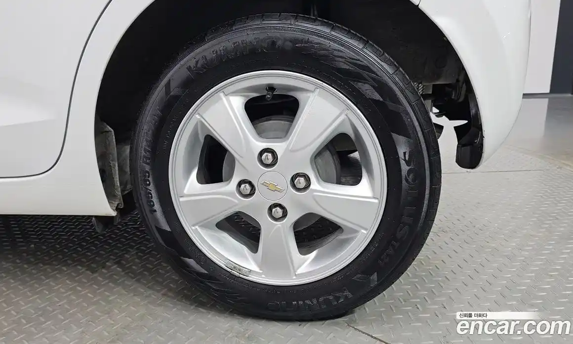 Chevrolet Spark 2015 1.0 автомат (гидро), фото 6