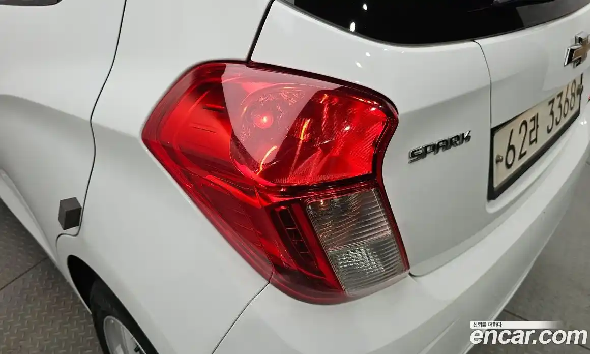 Chevrolet Spark 2015 1.0 автомат (гидро), фото 8