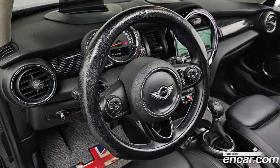 Mini Cooper 2017 2.0 автомат (гидро), фото 13