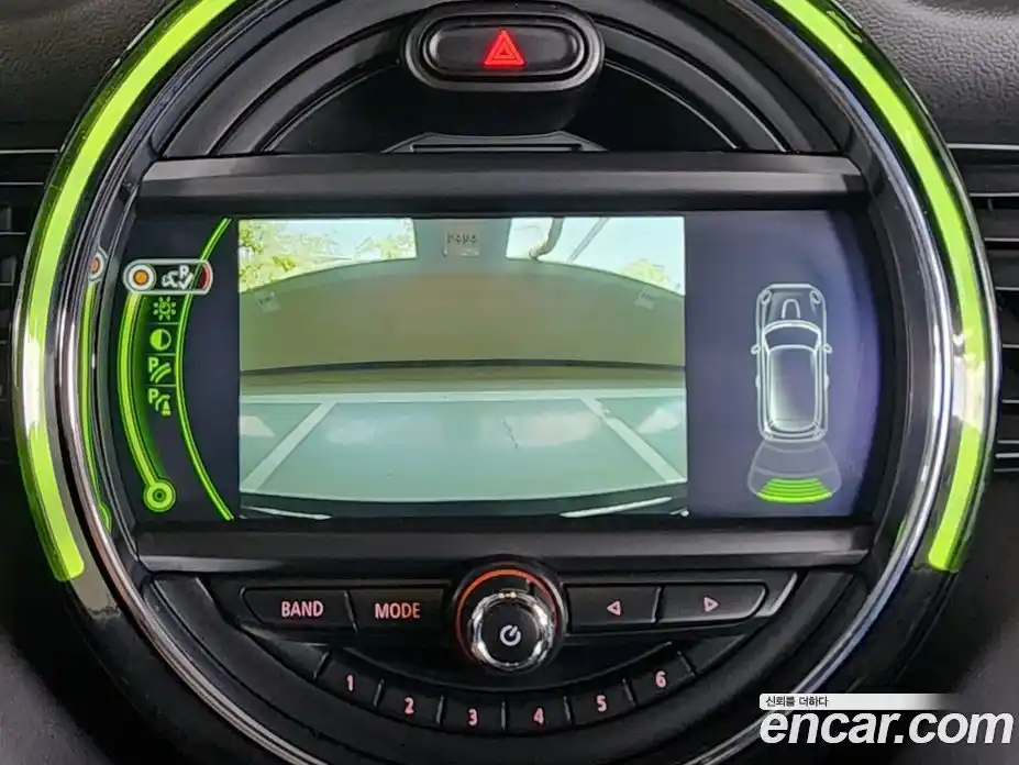 Mini Cooper 2017 2.0 автомат (гидро), фото 15