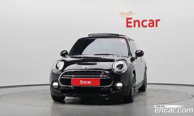Mini Cooper 2017 2.0 автомат (гидро), миниатюра 3