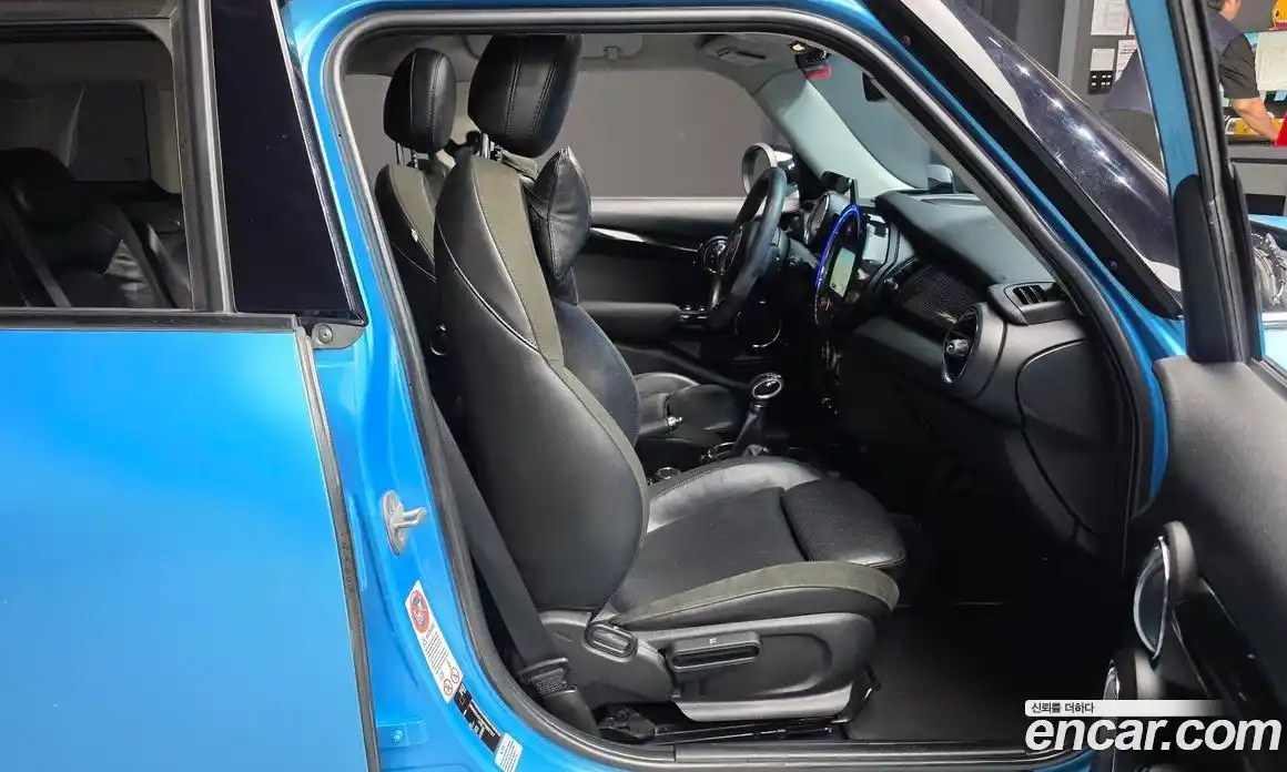 Mini Cooper 2015 2.0 автомат (гидро), фото 12