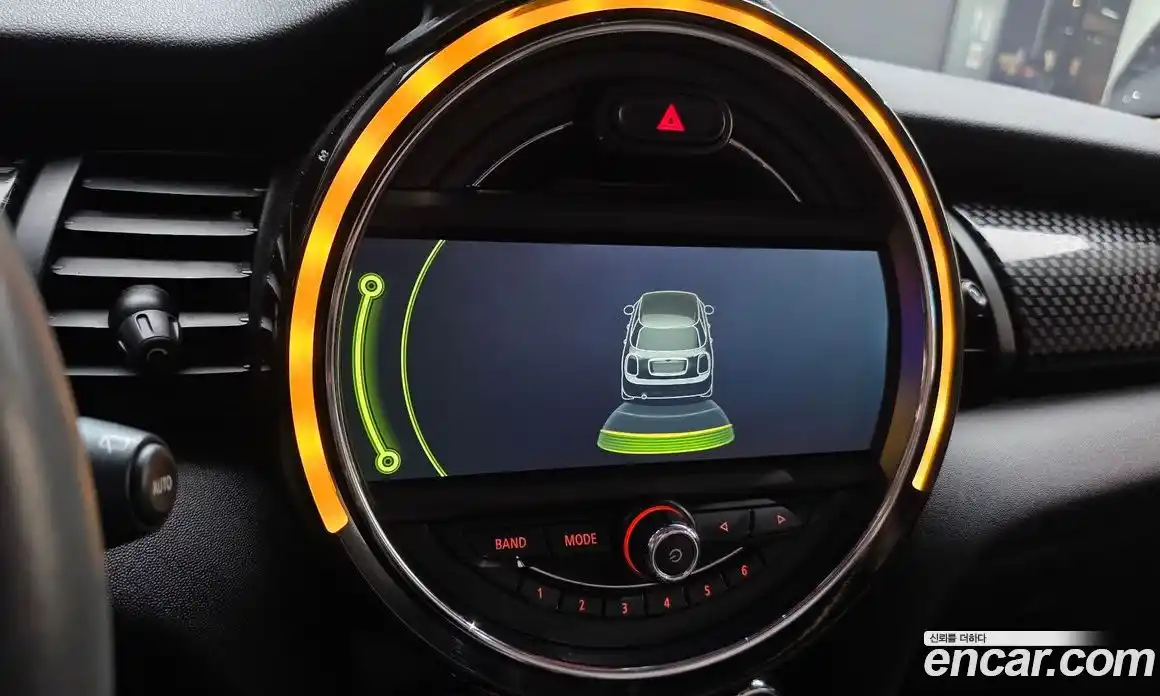Mini Cooper 2015 2.0 автомат (гидро), фото 18