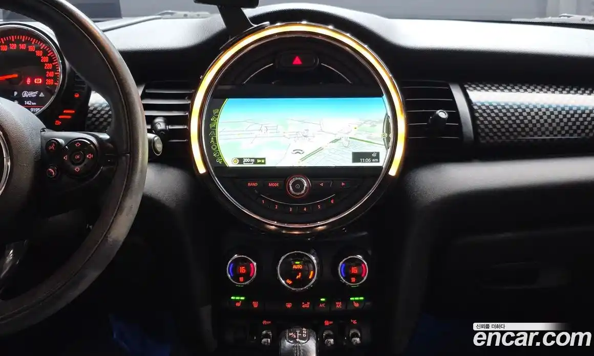 Mini Cooper 2015 2.0 автомат (гидро), фото 19