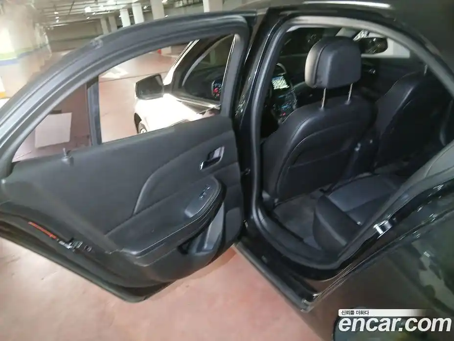 Chevrolet Malibu 2015 2.0 автомат (гидро), фото 15