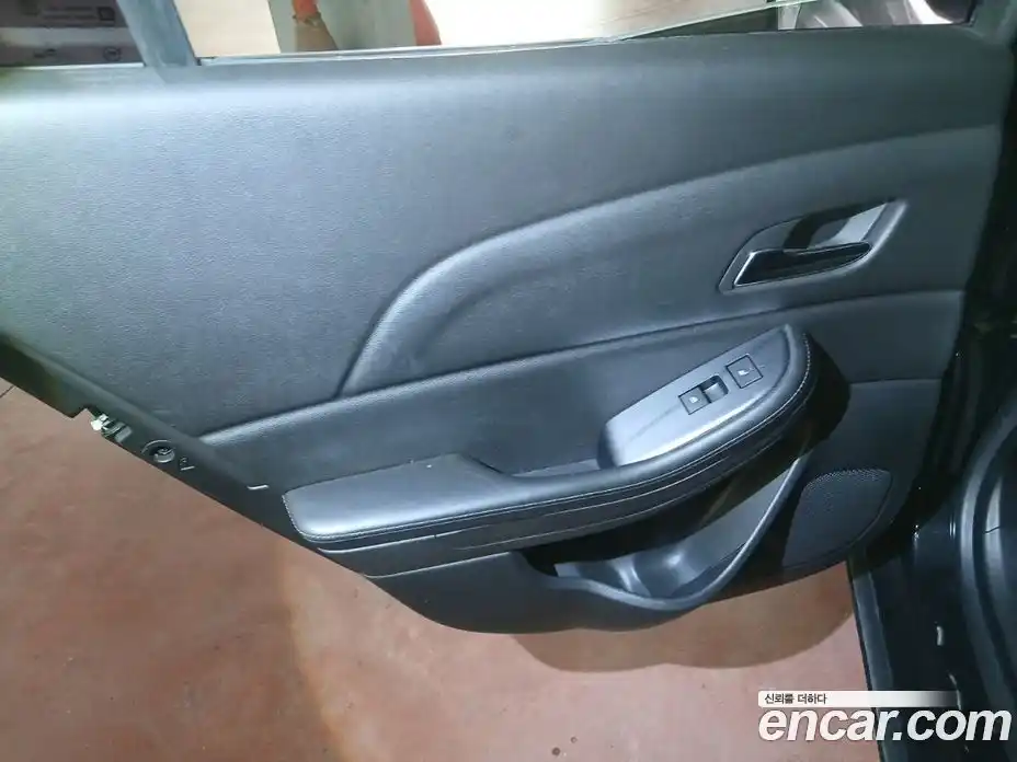 Chevrolet Malibu 2015 2.0 автомат (гидро), фото 16