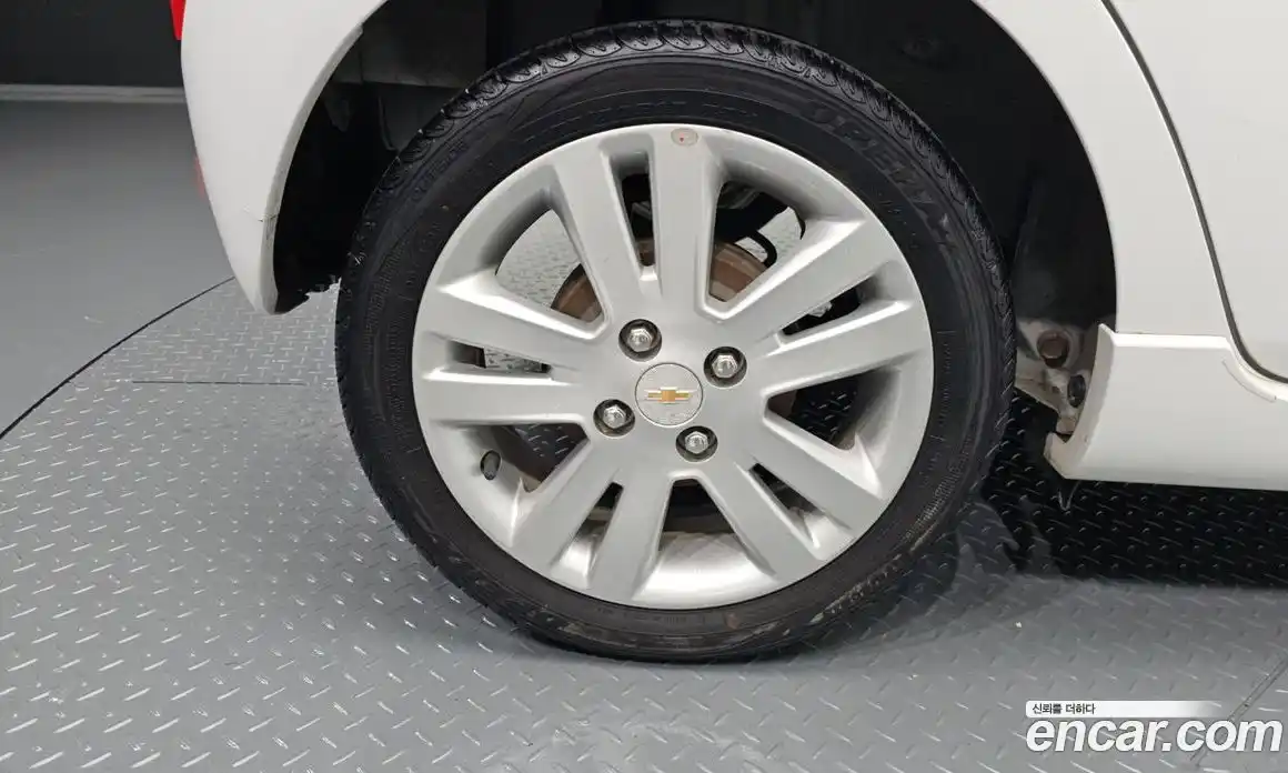 Chevrolet Spark 2014 1.0 автомат (гидро), фото 4