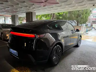 Tesla Model Y 2026 0.2 автомат (гидро), миниатюра 2 Tesla Model Y 2026 0.2 автомат (гидро), миниатюра 2