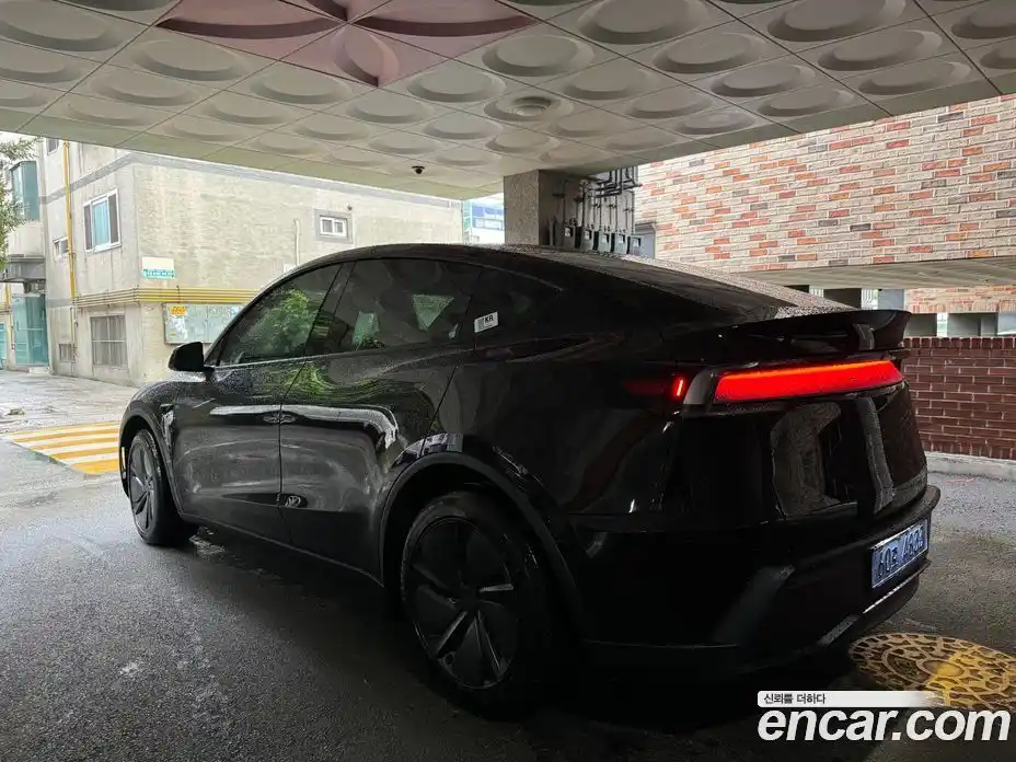 Tesla Model Y 2026 0.2 автомат (гидро), фото 4 Tesla Model Y 2026 0.2 автомат (гидро), фото 4