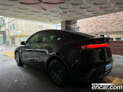 Tesla Model Y 2026 0.2 автомат (гидро), миниатюра 4 Tesla Model Y 2026 0.2 автомат (гидро), миниатюра 4