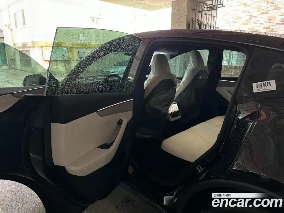 Tesla Model Y 2026 0.2 автомат (гидро), фото 10 Tesla Model Y 2026 0.2 автомат (гидро), фото 10