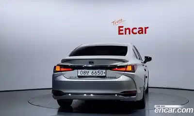 Lexus ES 2018 2.5 автомат (гидро), миниатюра 4 Lexus ES 2018 2.5 автомат (гидро), миниатюра 4